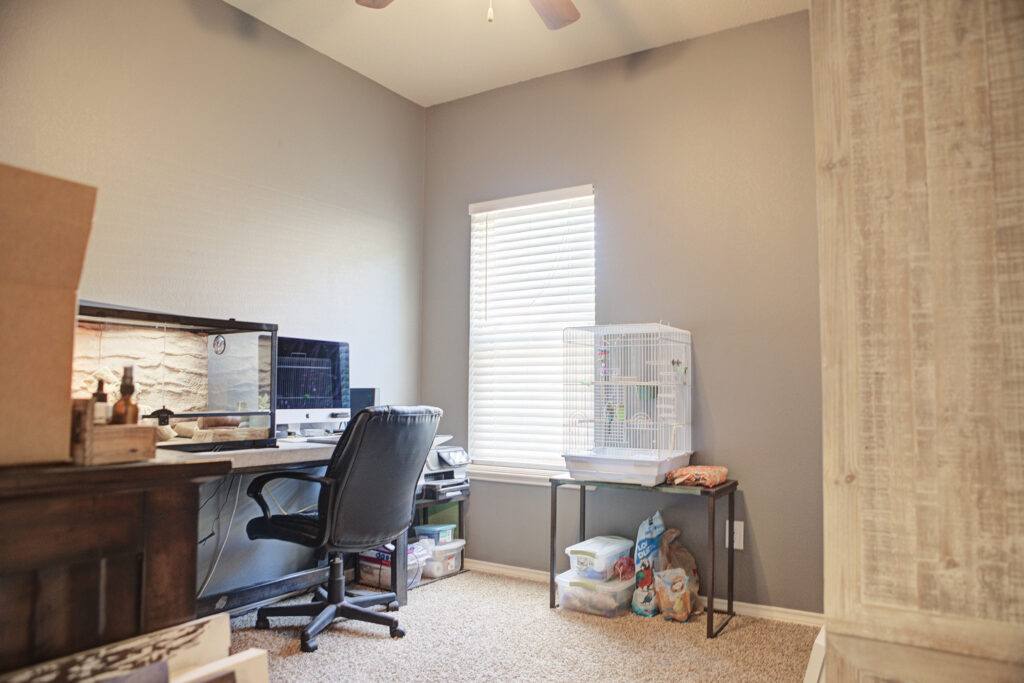 3430 Garrett Lane Texarkana Texas 12 250A2459 60 61 Natural